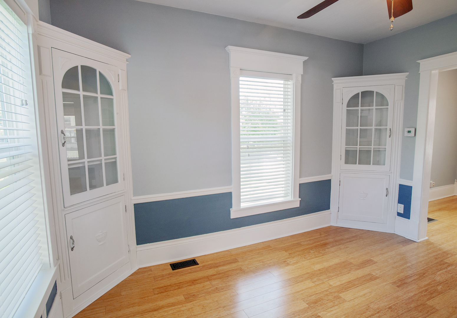 939 St John Street Elgin, IL 60120 - Photo 16 of 21