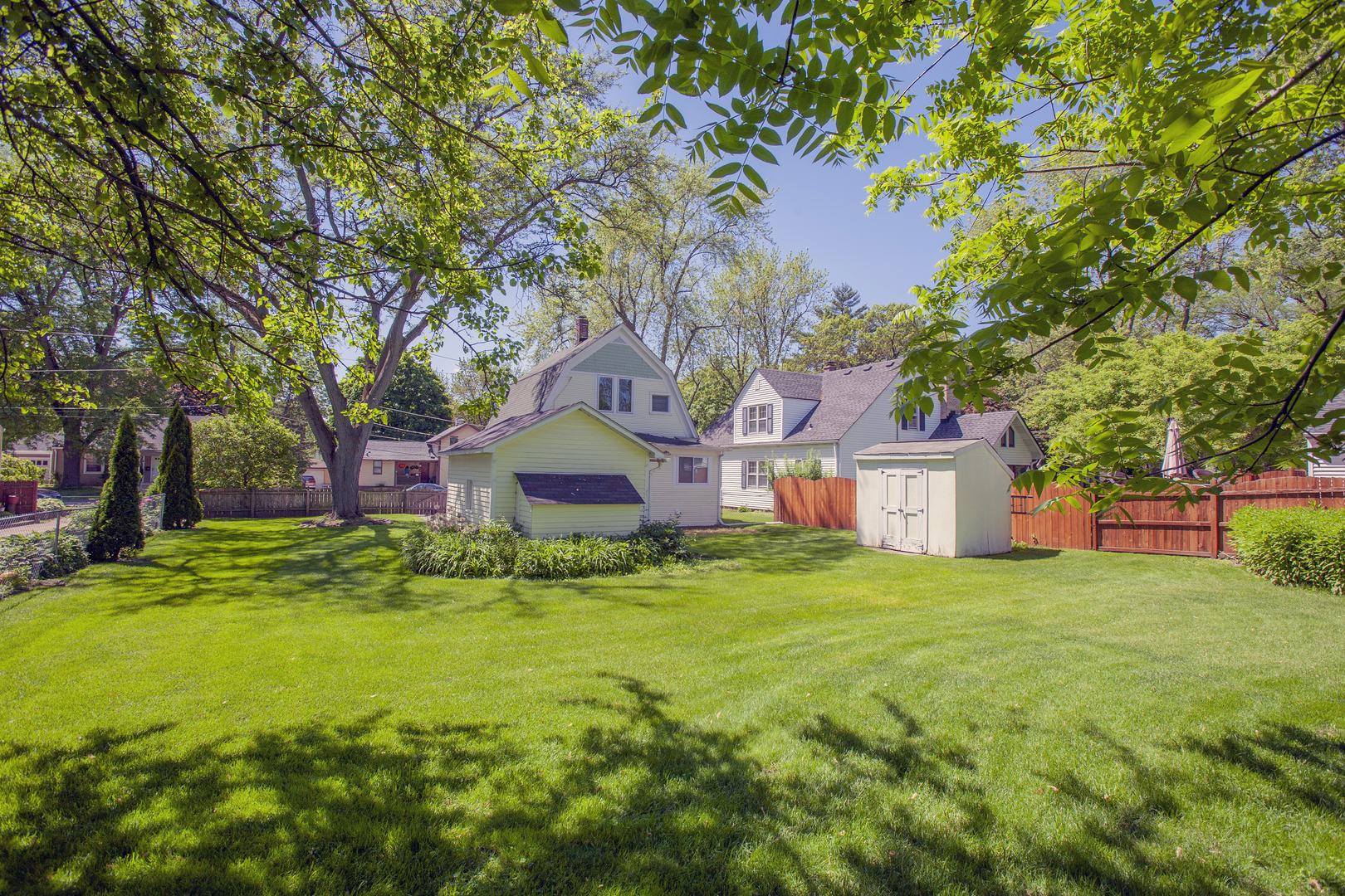 939 St John Street Elgin, IL 60120 - Photo 18 of 21