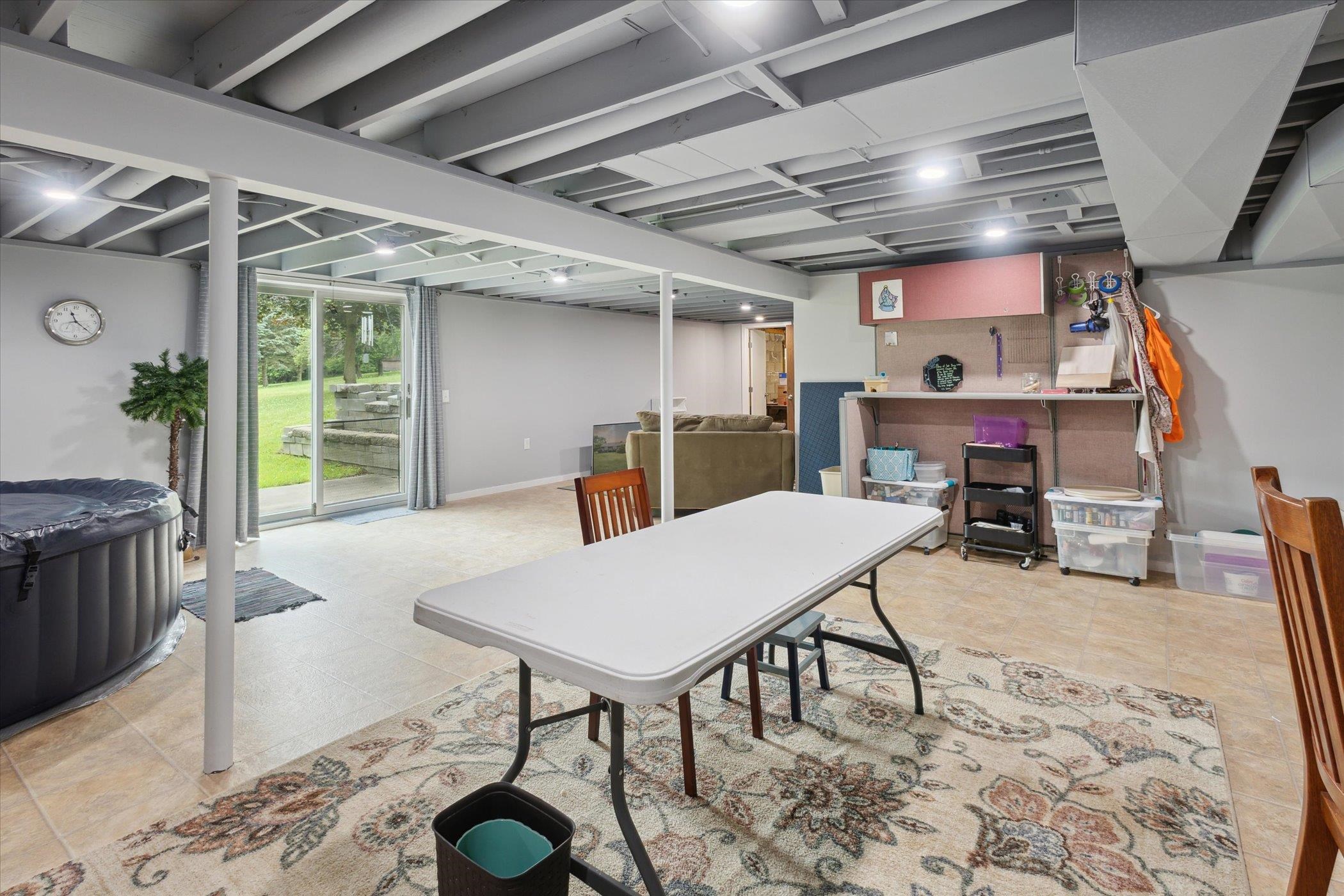 15010 South Grove Road Lansing, MI 48906 - Photo 29 of 45