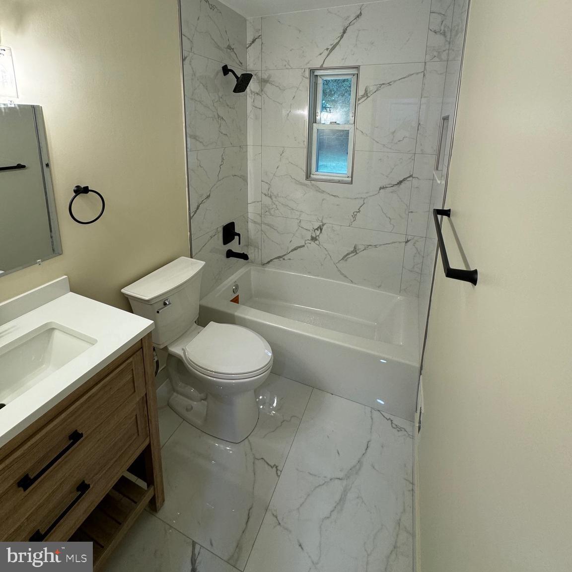 7441 Long Pine Drive Springfield, VA 22151 - Photo 20 of 24 Hallway Bathroom