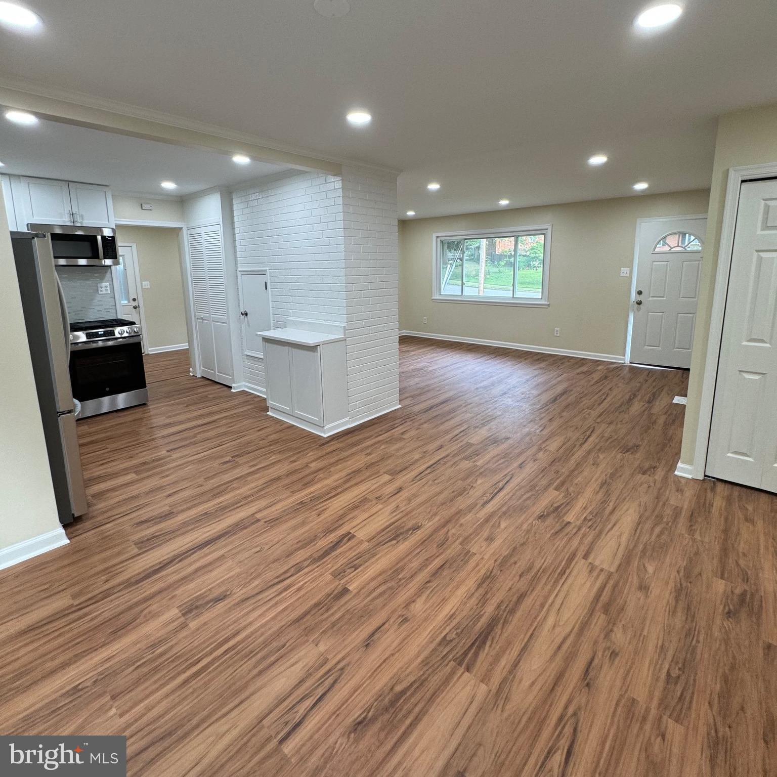 7441 Long Pine Drive Springfield, VA 22151 - Photo 6 of 24