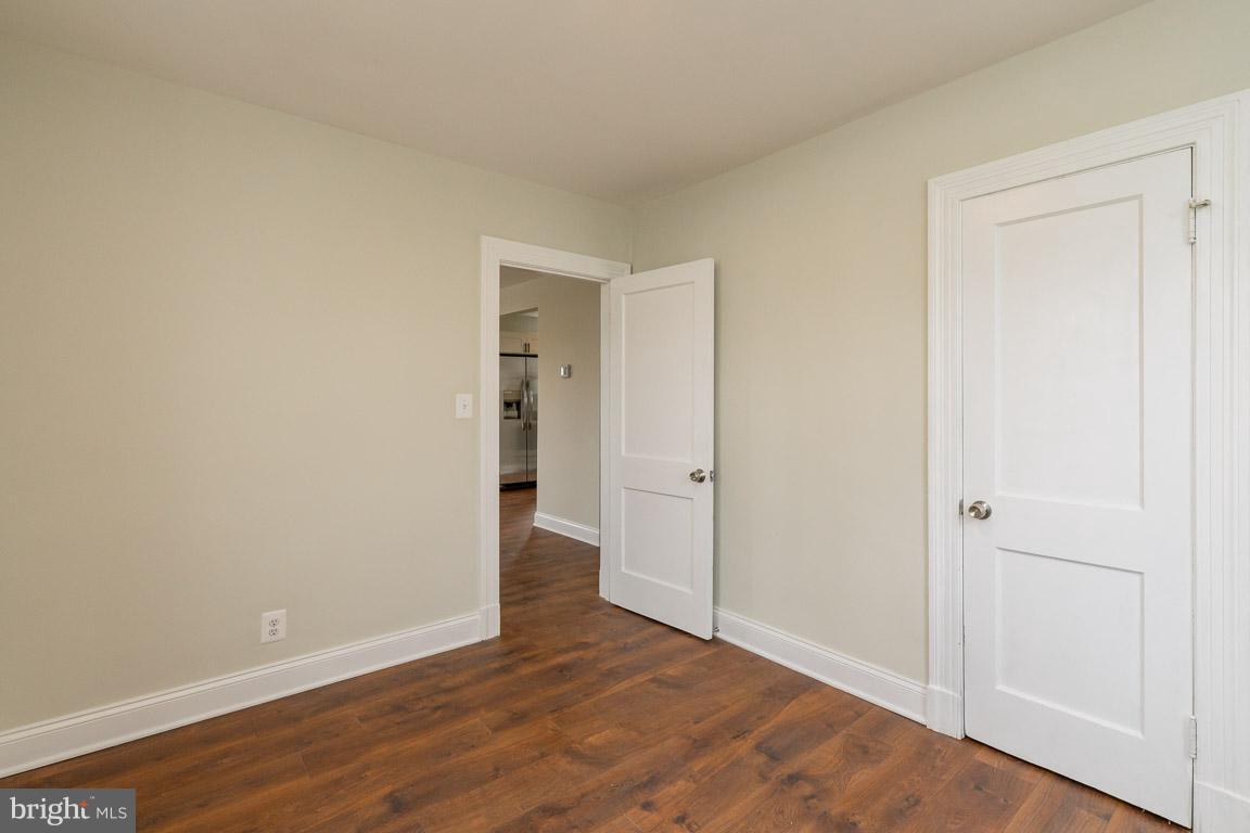 4 Crafton Road Essex, MD 21221 - Photo 11 of 25