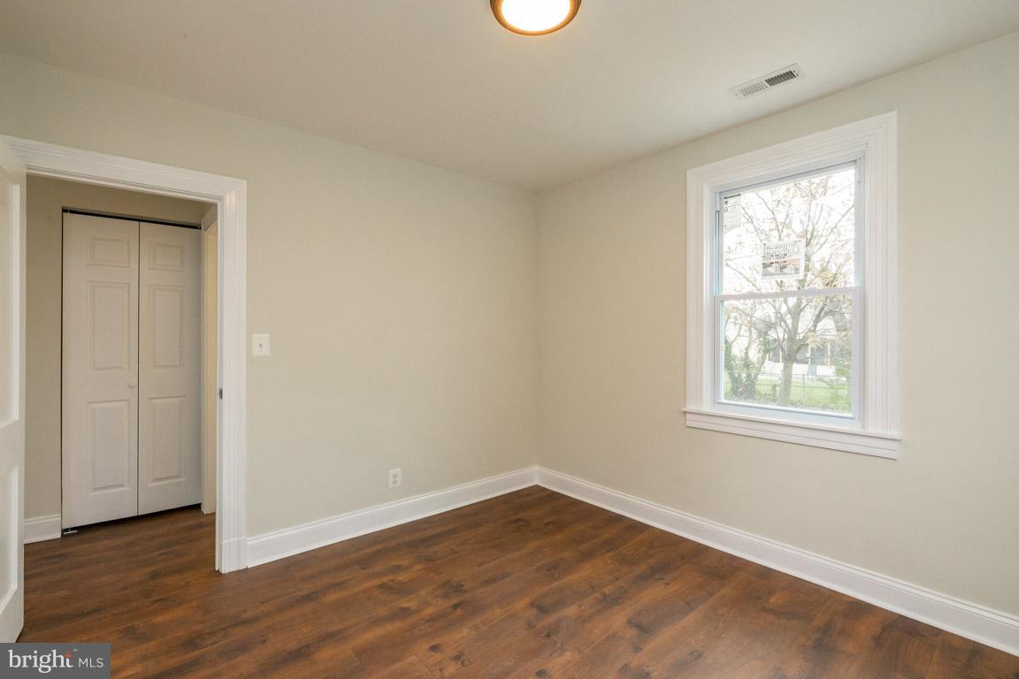4 Crafton Road Essex, MD 21221 - Photo 14 of 25