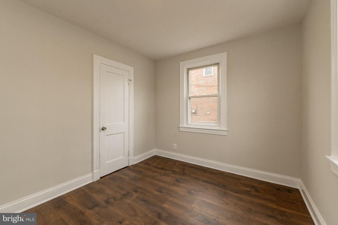 4 Crafton Road Essex, MD 21221 - Photo 19 of 25