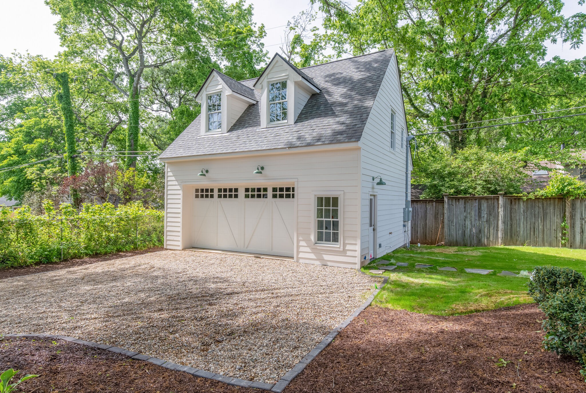 249 Lauderdale Road Nashville, TN 37205 - Photo 59 of 66 a front view of a house with yard and green space