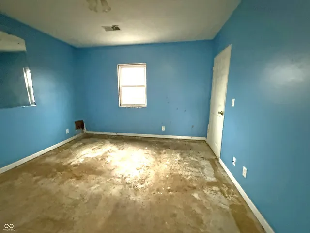 $65,000 | 127 South Ford Street, Hartford City, IN 47348