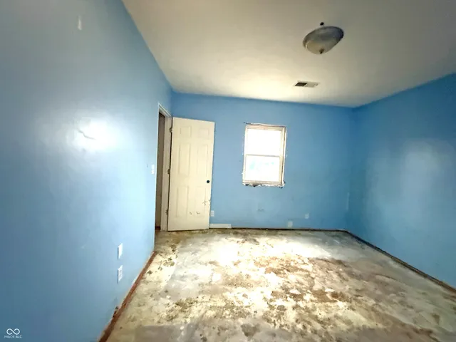 $65,000 | 127 South Ford Street, Hartford City, IN 47348