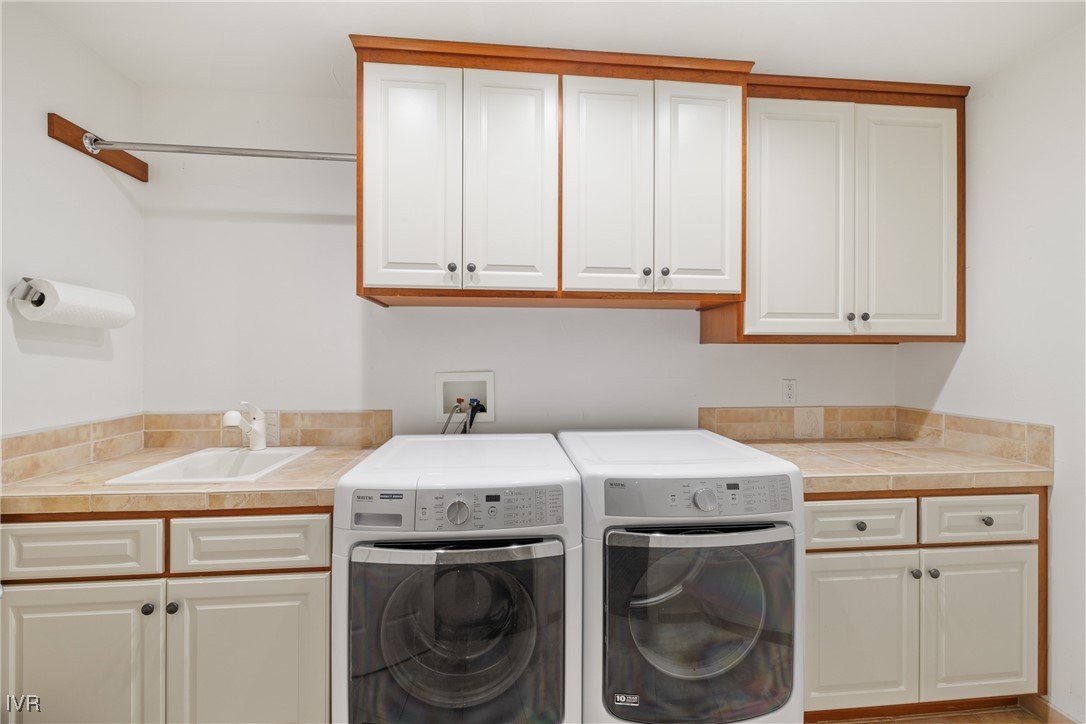 855 Ophir Peak Road Incline Village, NV 89451 - Photo 29 of 32 Laundry