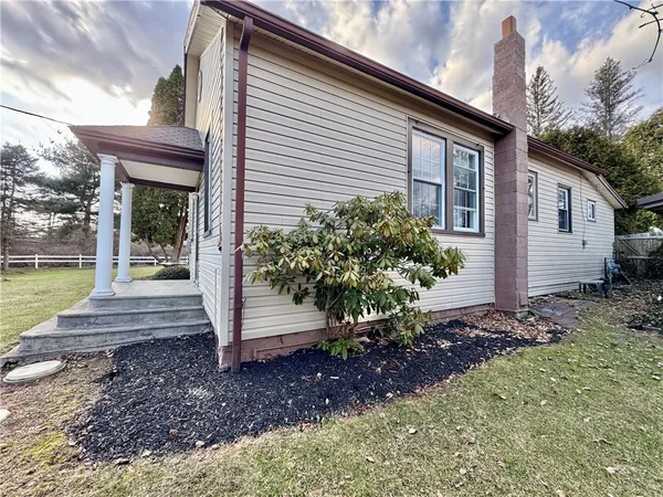 $125,000 | 397 County Road 64, Big Flats, NY 14903