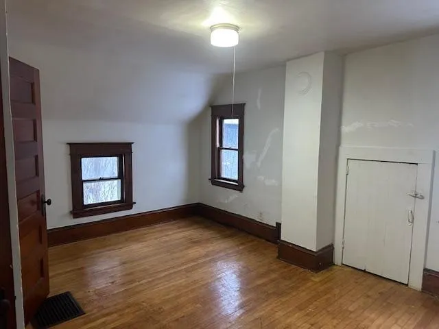 $89,900 | 856 Euclid Street, St. Paul, MN 55106