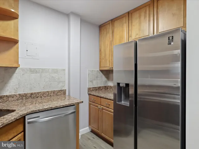 $2,150 | 1121 Arlington Boulevard, Unit 418, Arlington, VA 22209