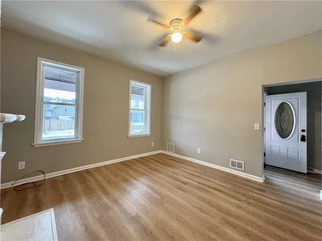 $1,350 | 325 8th Avenue, New Brighton, PA 15066