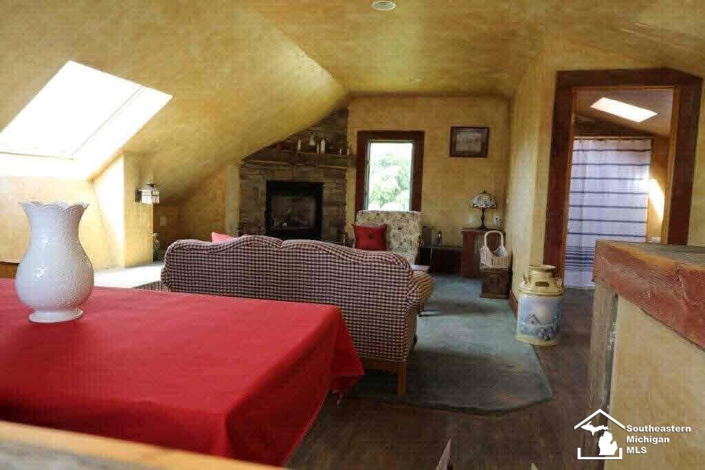 11240 South Custer Road Monroe, MI 48161 - Photo 9 of 37