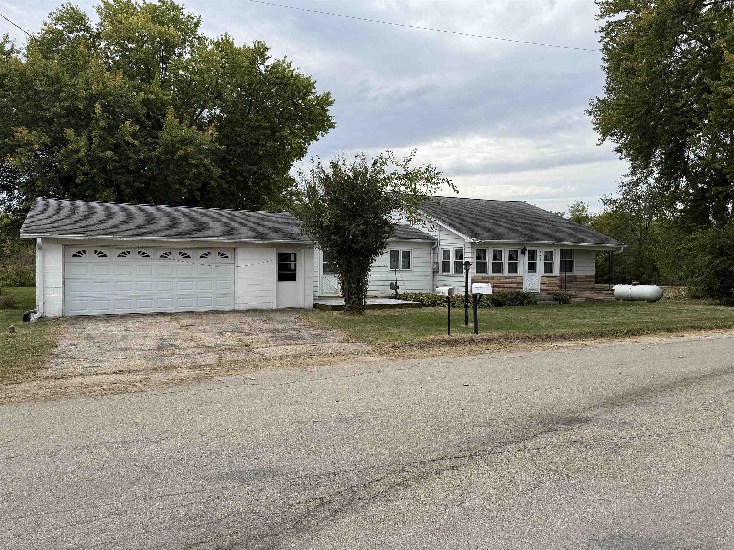 front view of house with a yard