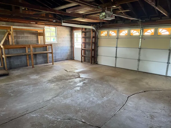 $68,000 | 3018 West Beaver Road, Freeport, IL 61032