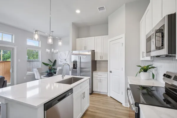 $2,359 | 5783 Spring Stuebner Road, Spring, TX 77388