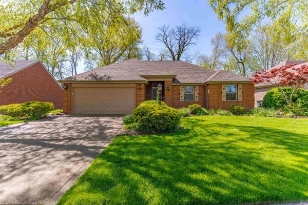 $265,000 | 401 Hunters Green, Evansville, IN 47711