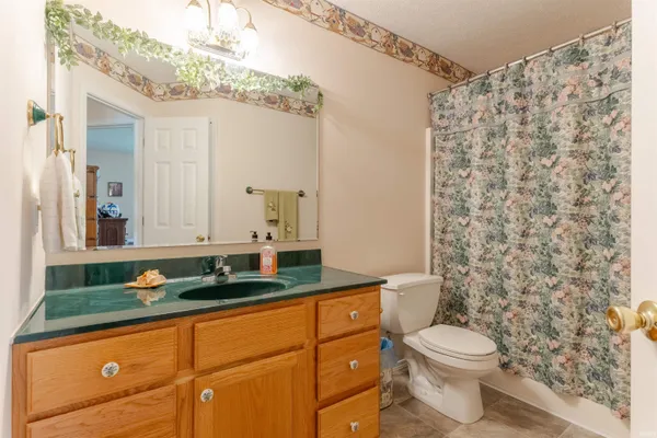 $265,000 | 401 Hunters Green, Evansville, IN 47711