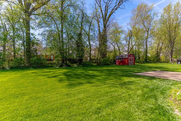 $265,000 | 401 Hunters Green, Evansville, IN 47711