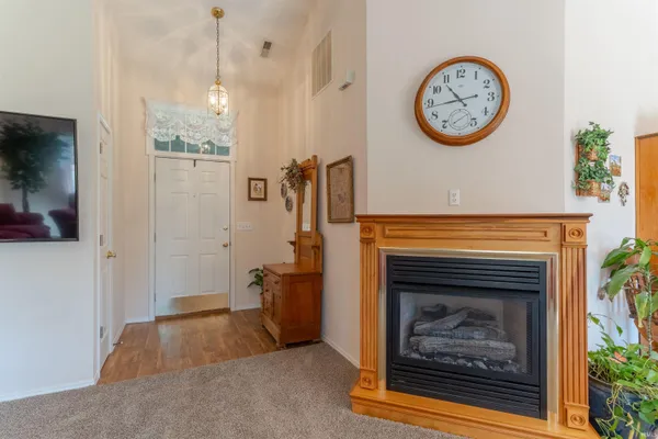 $265,000 | 401 Hunters Green, Evansville, IN 47711