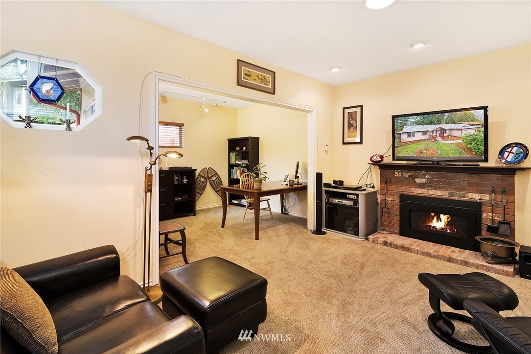 504 221st Street Southwest Bothell, WA 98021 - Photo 11 of 25