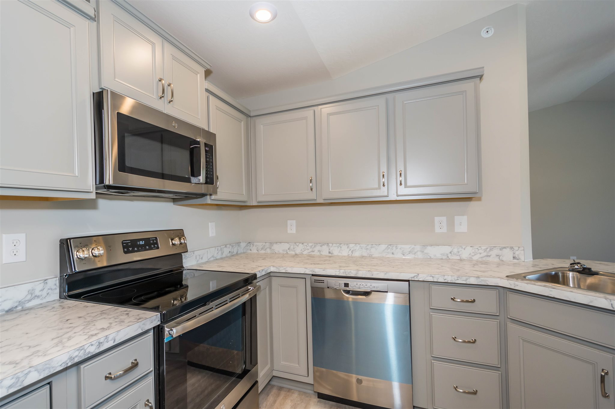 3936 Country Mill Ridge, Unit 22305 Burlington, KY 41005 - Photo 6 of 24 Gallery Image 6