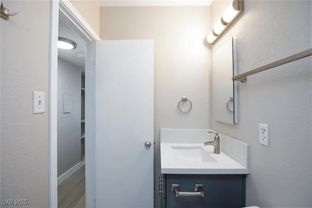 $2,200 | 1300 East Nelson Avenue, North Las Vegas, NV 89030