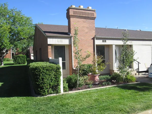 $375,000 | 4539 South 1800th Street West, Unit 120, Roy, UT 84067