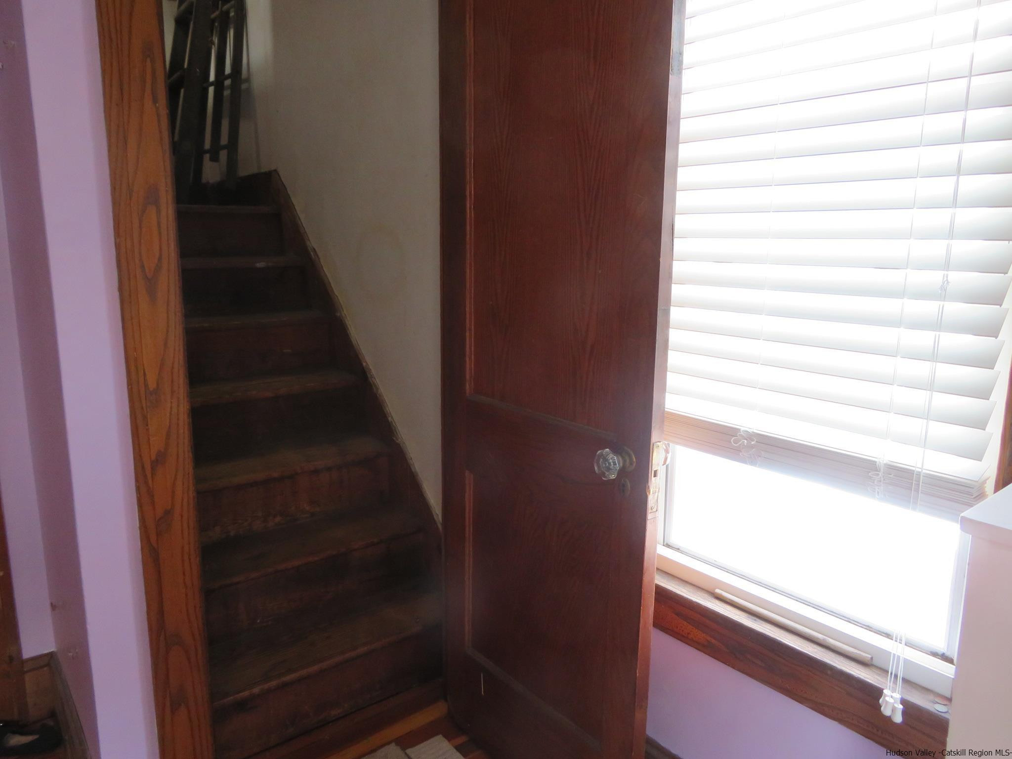 27 Pine Street Kingston, NY 12401 - Photo 23 of 32 a view of balcony