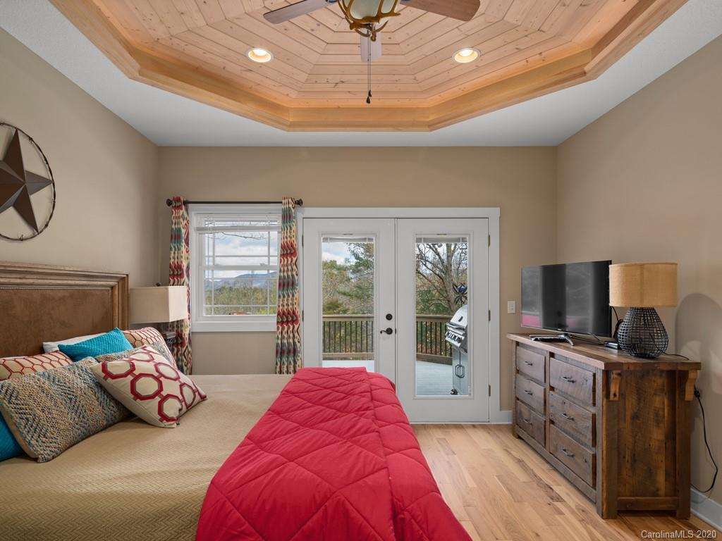 166 Cold Springs Road Hendersonville, NC 28792 - Photo 12 of 27