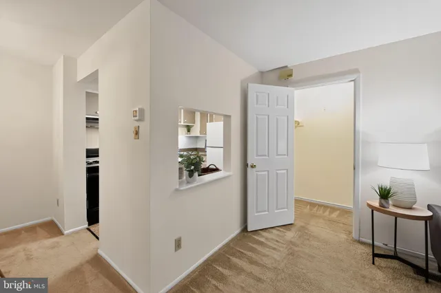 $250,000 | 363 Old Forge Crossing, Unit 363, Devon, PA 19333