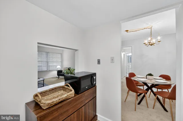 $250,000 | 363 Old Forge Crossing, Unit 363, Devon, PA 19333