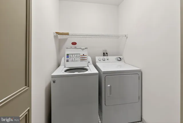 $250,000 | 363 Old Forge Crossing, Unit 363, Devon, PA 19333