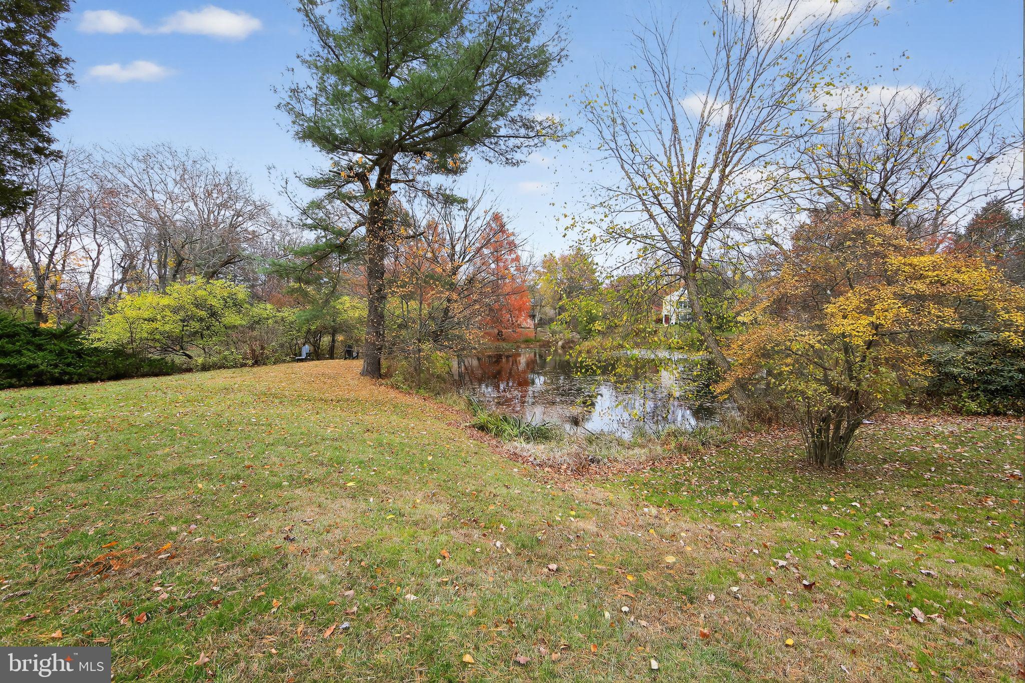 363 Old Forge Crossing, Unit 363 Devon, PA 19333 - Photo 30 of 32