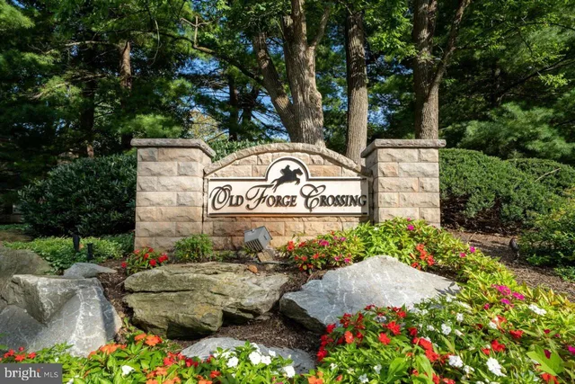 $250,000 | 363 Old Forge Crossing, Unit 363, Devon, PA 19333