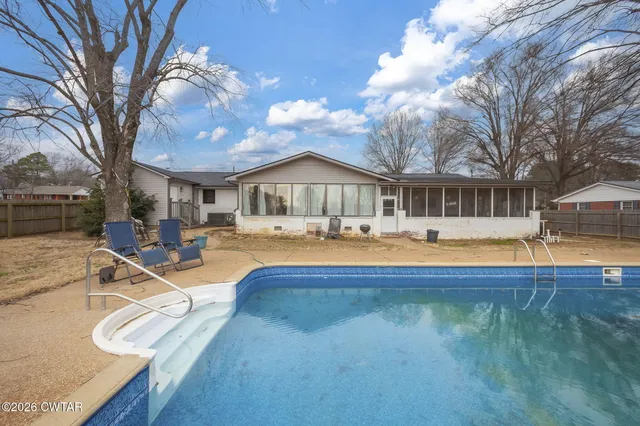 $320,000 | 720 East Park Street, Alamo, TN 38001