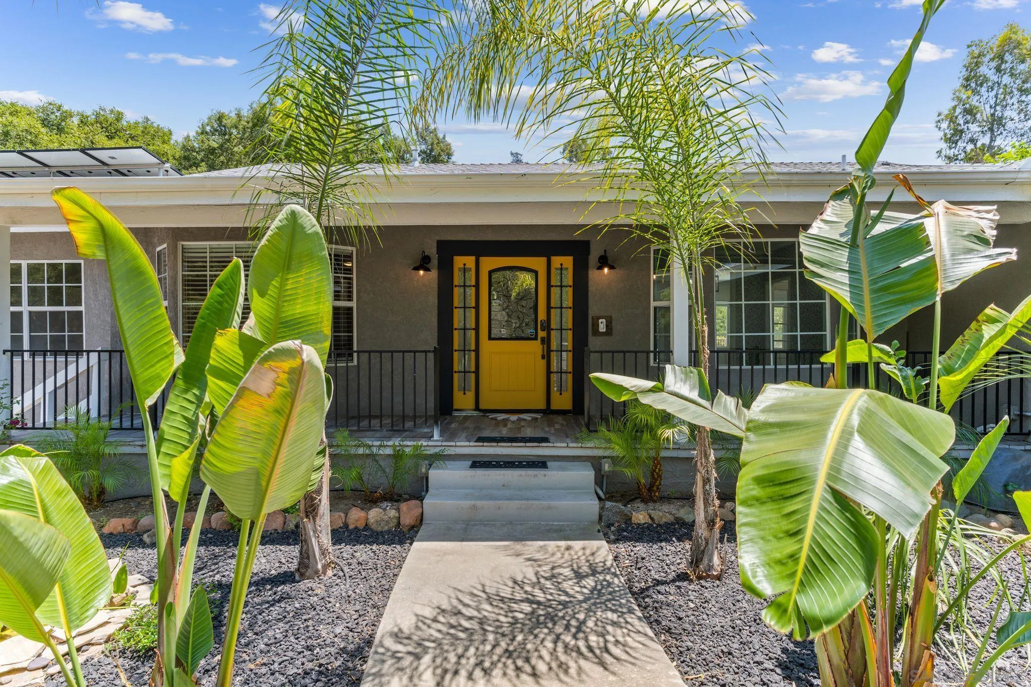 29575 Costalota Road Valley Center, CA 92082 - Photo 2 of 39 a view of a volley ball court