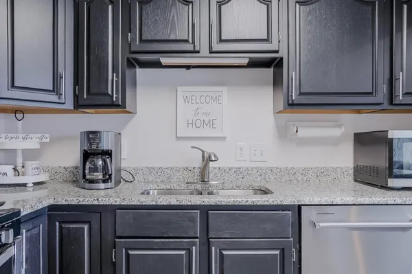 $374,900 | 5065 Spinnaker Lane, Unit E, Crown Point, IN 46307