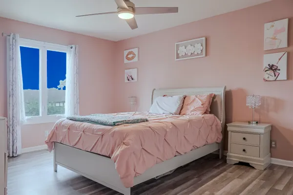 $374,900 | 5065 Spinnaker Lane, Unit E, Crown Point, IN 46307