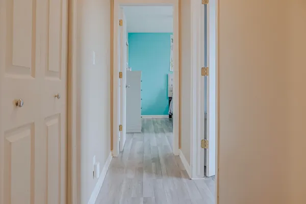 $374,900 | 5065 Spinnaker Lane, Unit E, Crown Point, IN 46307