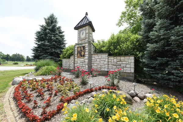 $374,900 | 5065 Spinnaker Lane, Unit E, Crown Point, IN 46307