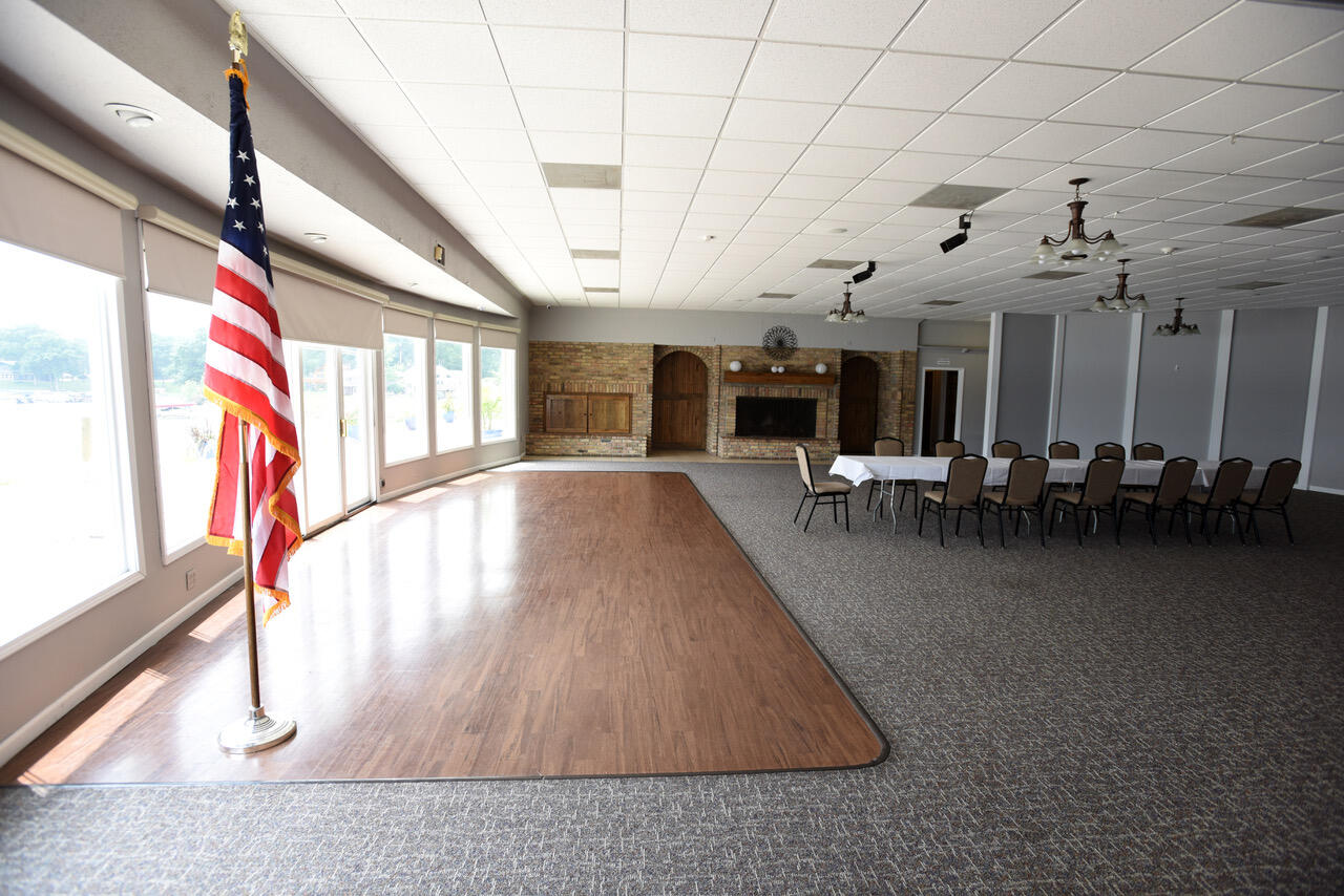 5065 Spinnaker Lane, Unit E Crown Point, IN 46307 - Photo 35 of 43 1280x854