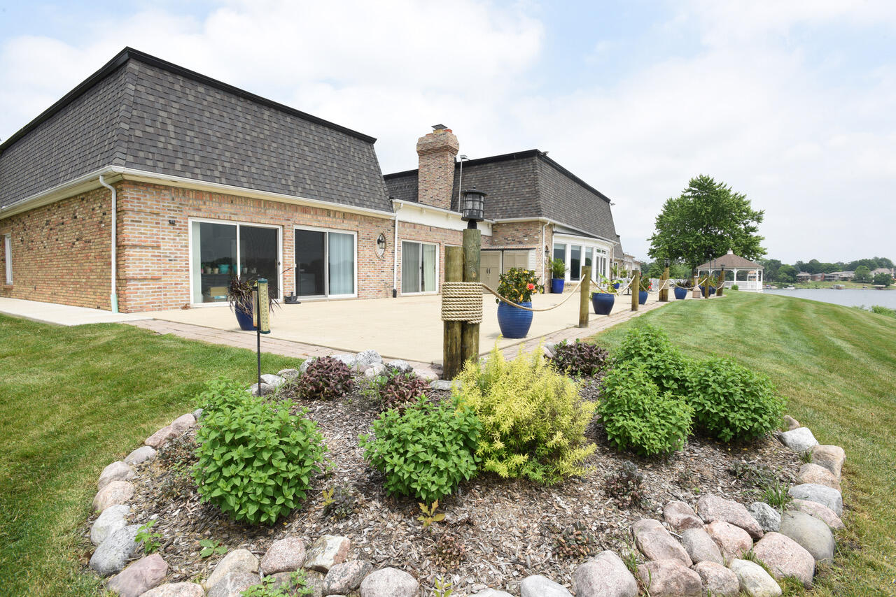 5065 Spinnaker Lane, Unit E Crown Point, IN 46307 - Photo 37 of 43 1280x854