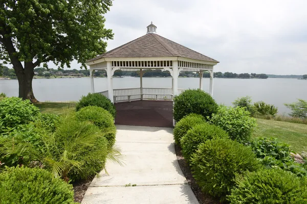 $374,900 | 5065 Spinnaker Lane, Unit E, Crown Point, IN 46307