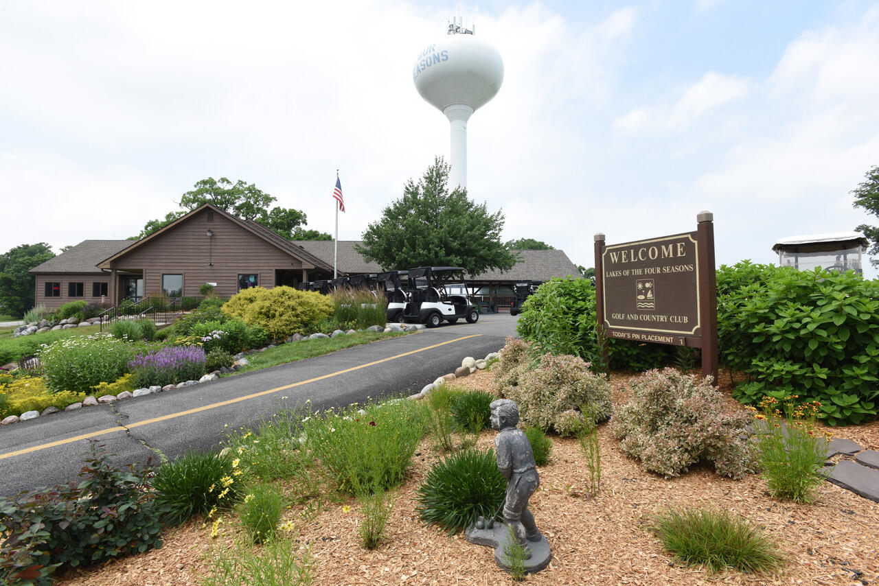 5065 Spinnaker Lane, Unit E Crown Point, IN 46307 - Photo 40 of 43 1280x854