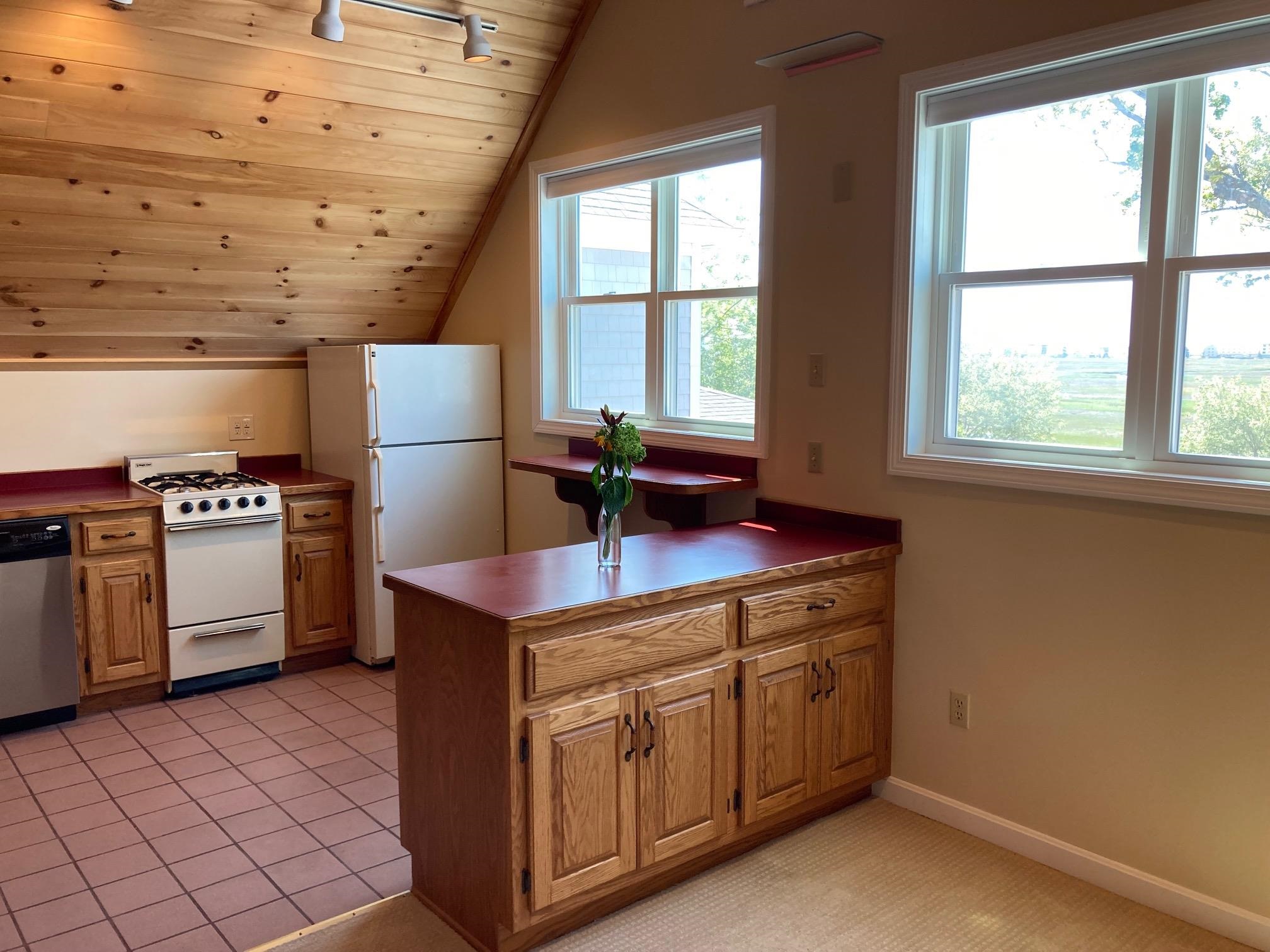 501 Winnacunnet Road, Unit B Hampton, NH 03842 - Photo 13 of 40