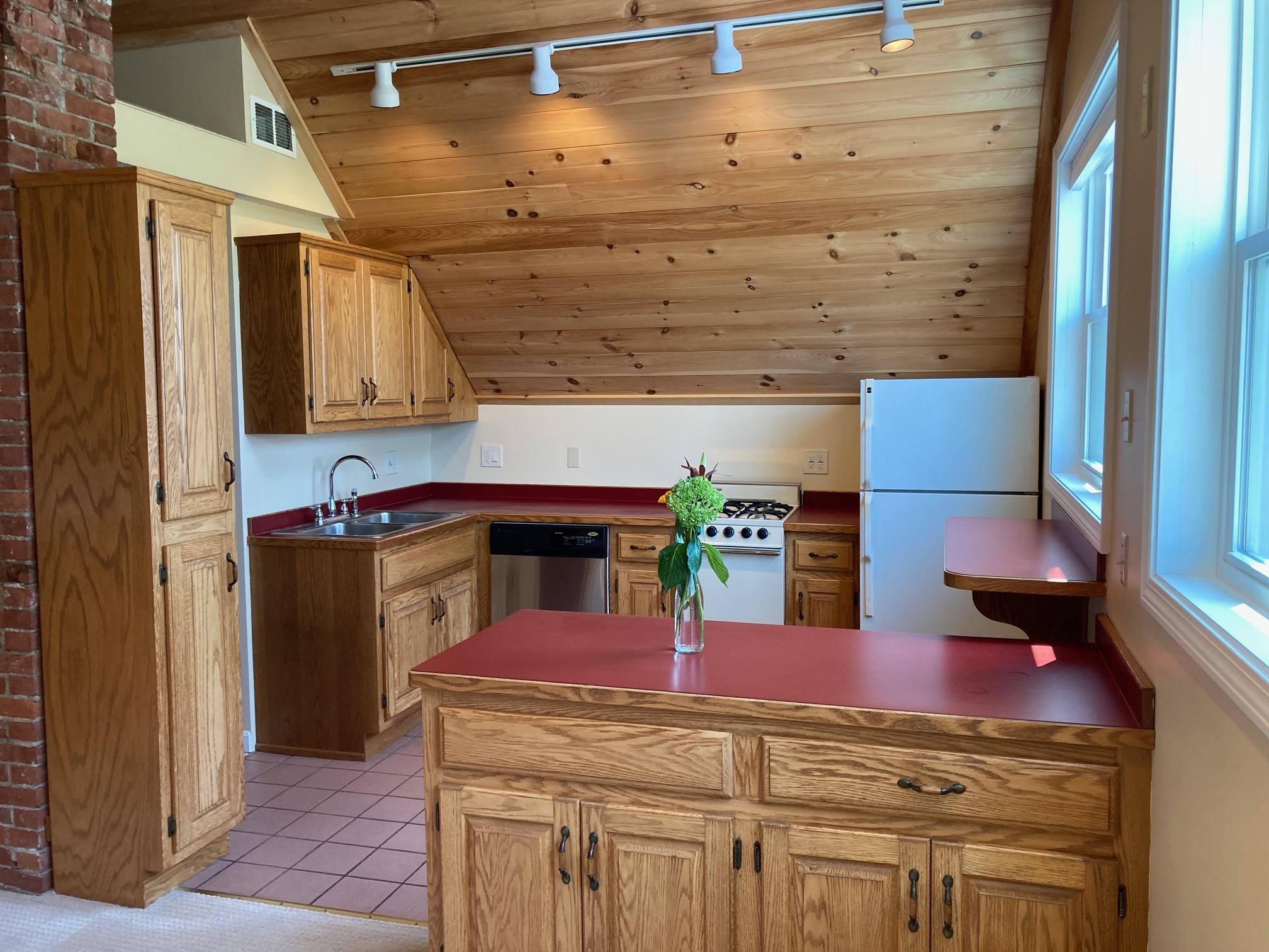 501 Winnacunnet Road, Unit B Hampton, NH 03842 - Photo 3 of 40