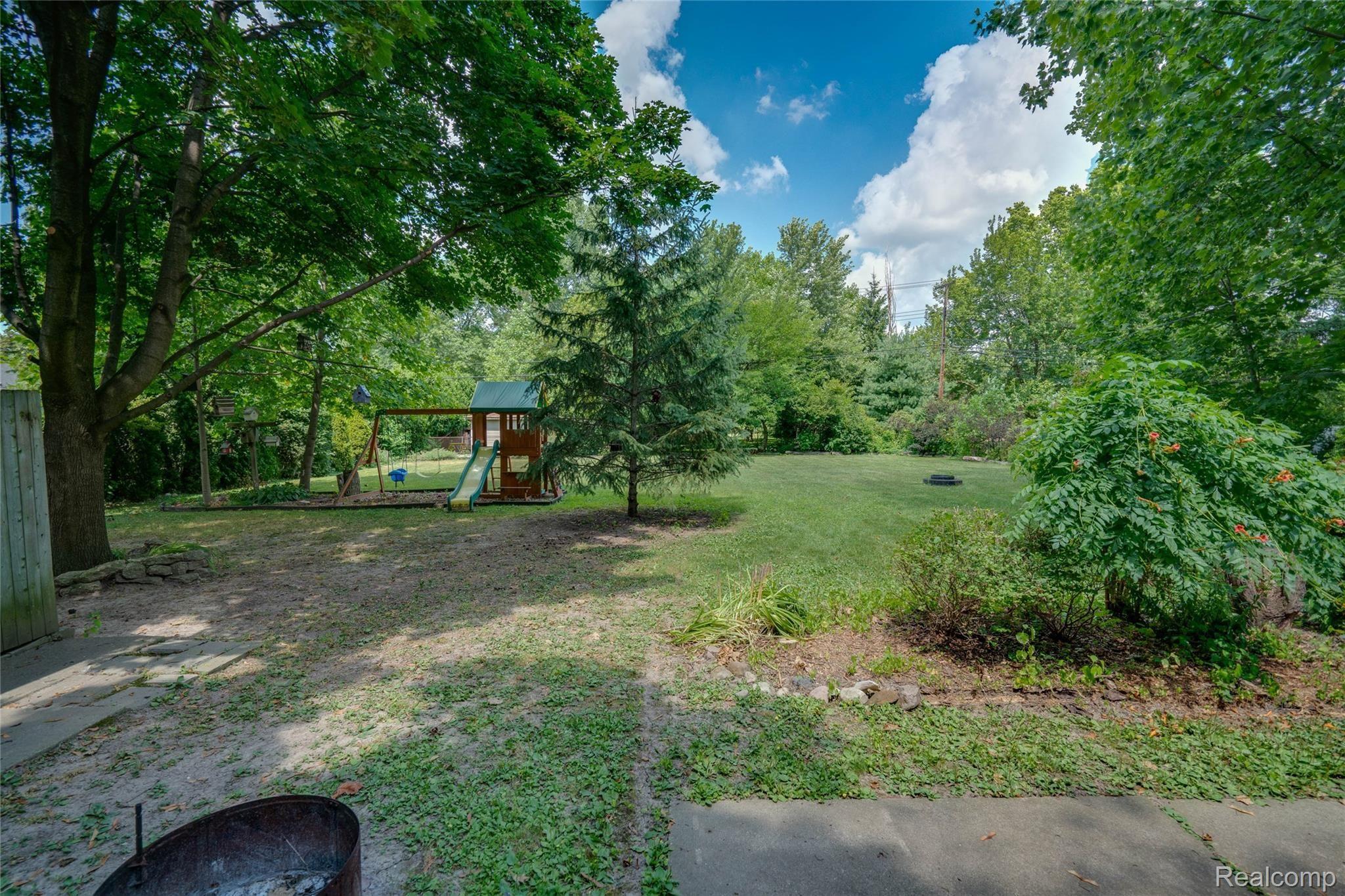 17073 Faulman Road Clinton Township, MI 48035 - Photo 9 of 35 Faulman-7.jpg