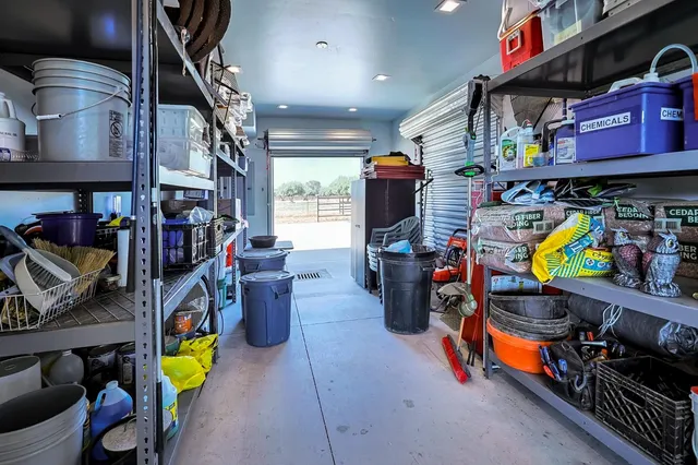 $1,899,000 | 15725 Ave 376, Visalia, CA 93292