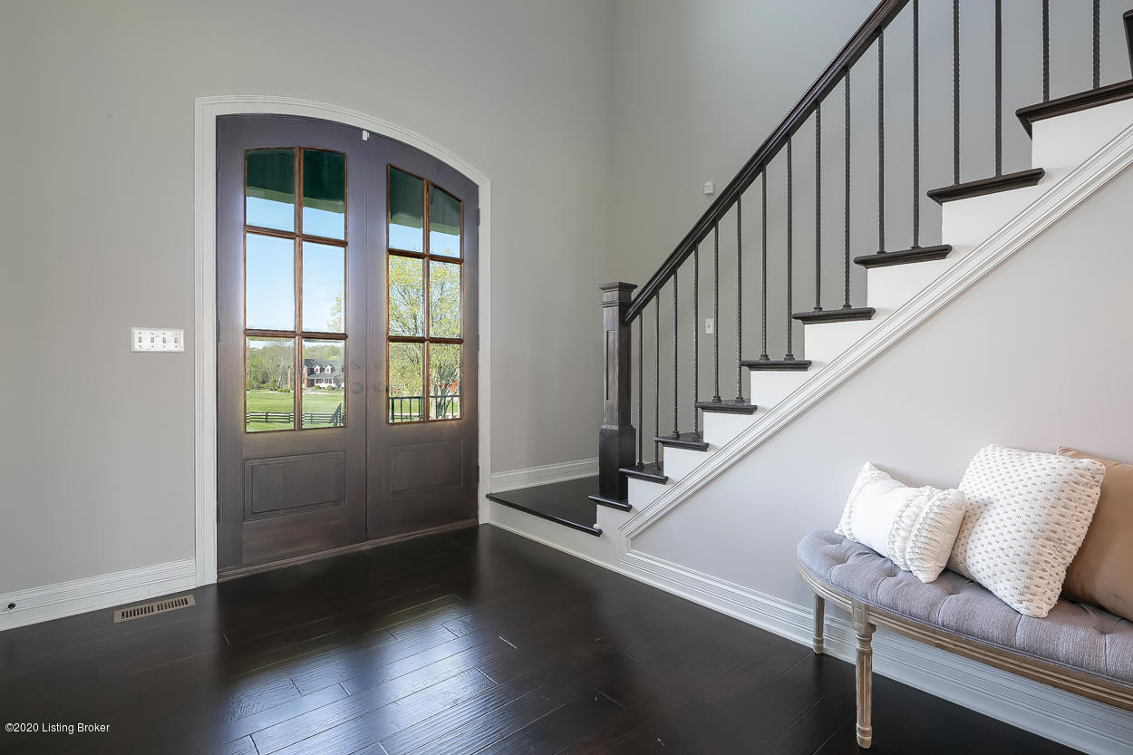 15401 Deer Run Road Louisville, KY 40299 - Photo 8 of 36 01